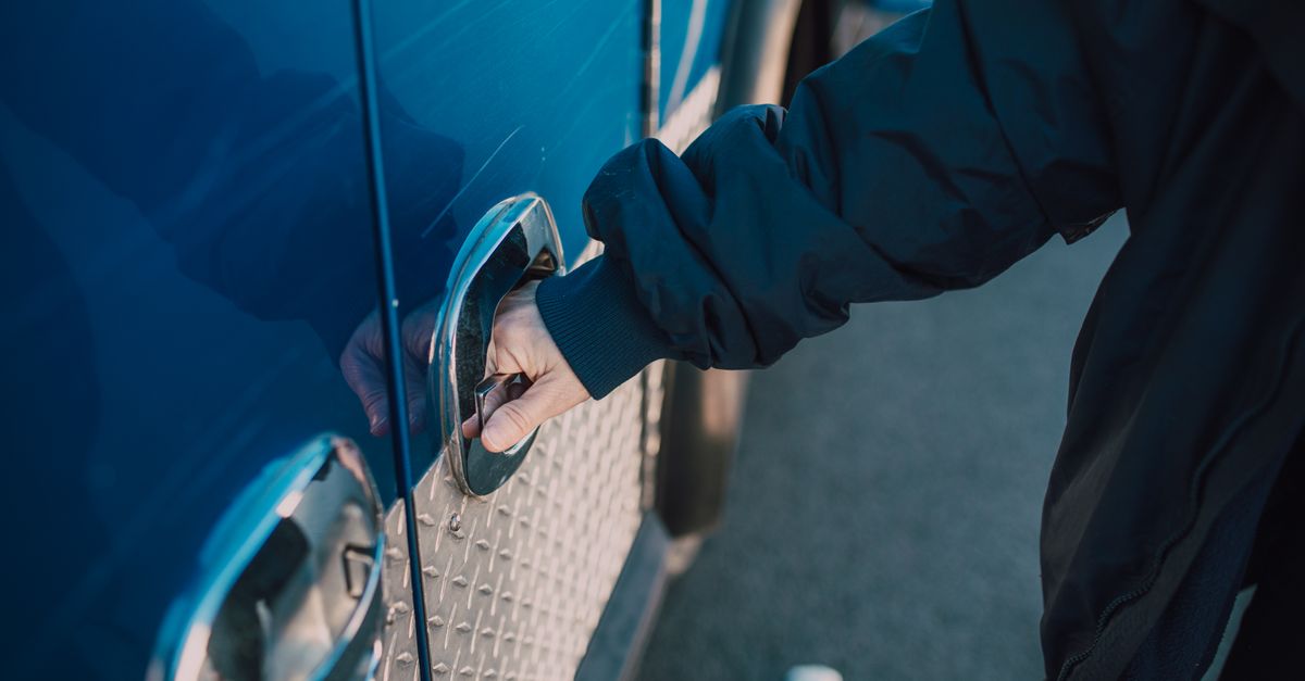 Car Lockout Service — Quick Call Locksmith