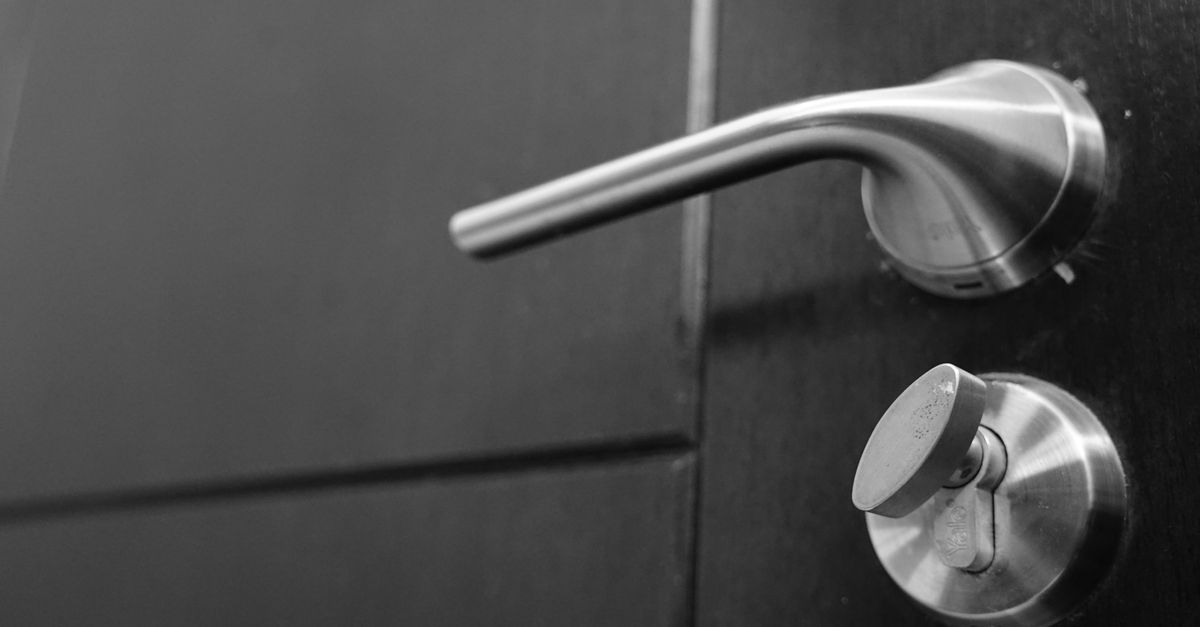 How Fast Can an Emergency Locksmith Really Reach You in the Miamisburg Area? — Quick Call Locksmith