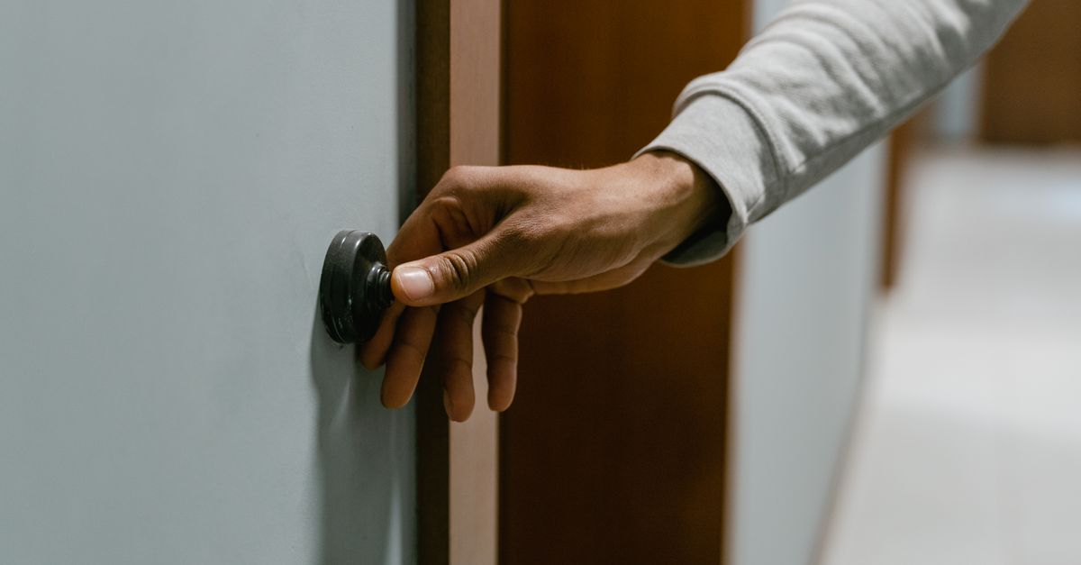 door security hardware — Quick Call Locksmith