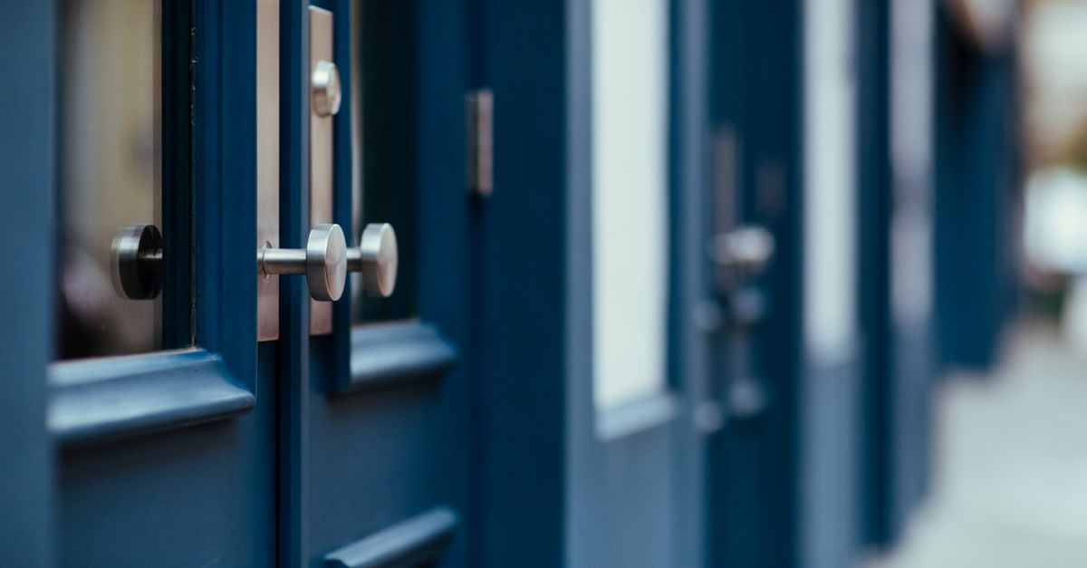 What Actually Happens During an After-Hours Business Lockout — Quick Call Locksmith